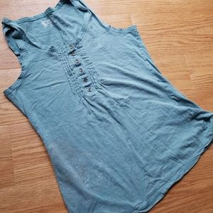 Henley style tank